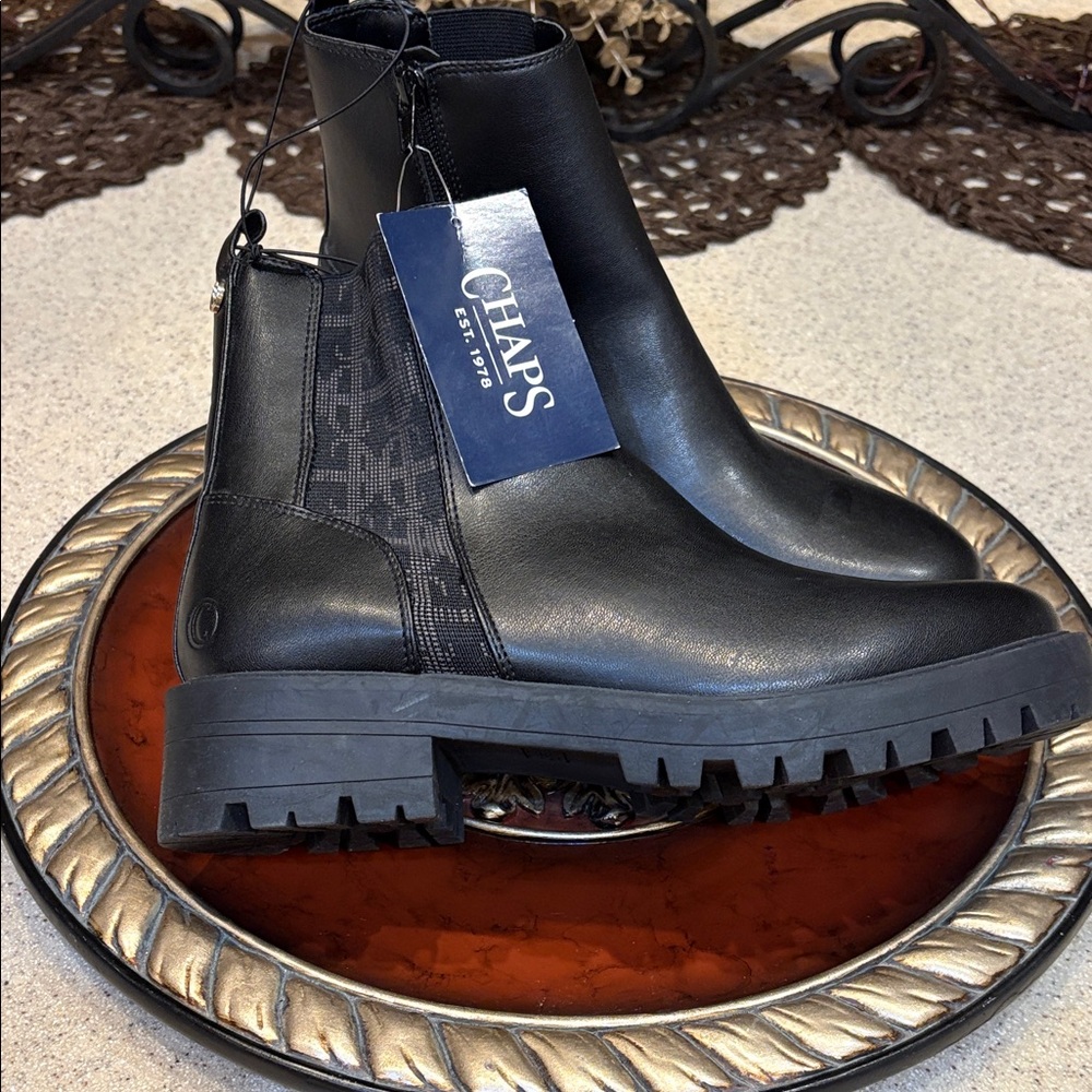 NWT Chaps Women's Black Ankle Booties
